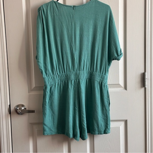 Kori Teal Linen Blend V-Neck Romper Women’s Size Medium - Picture 2 of 4